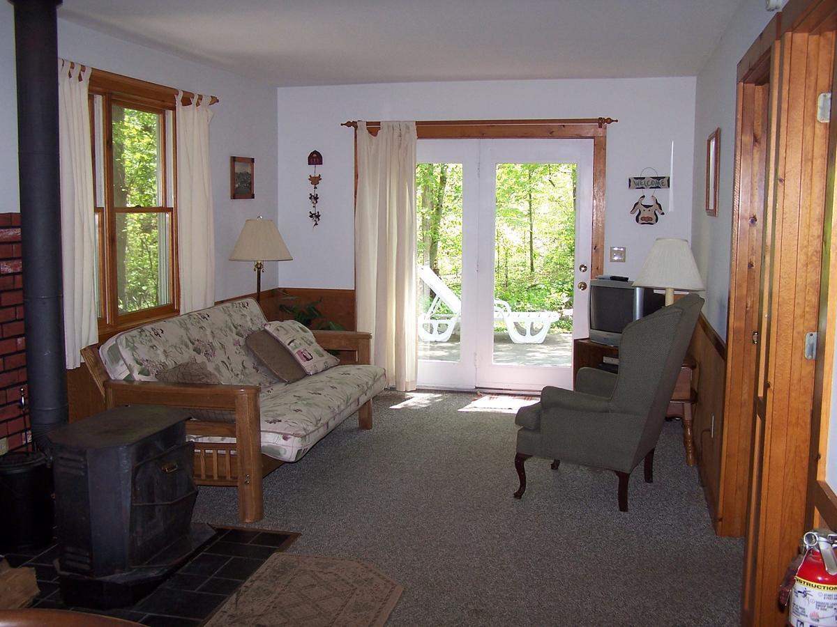 Cabin Creekwood Lyndhurst 外观 照片
