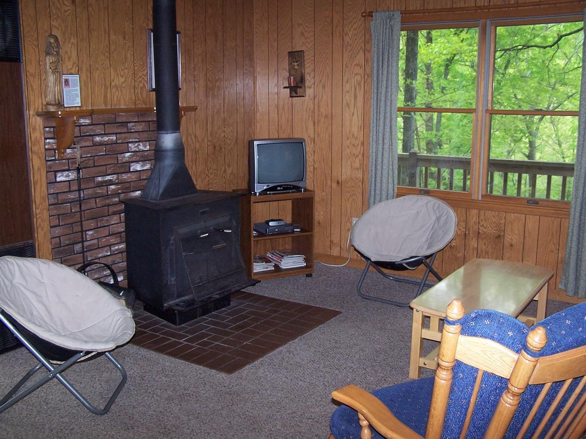 Cabin Creekwood Lyndhurst 外观 照片