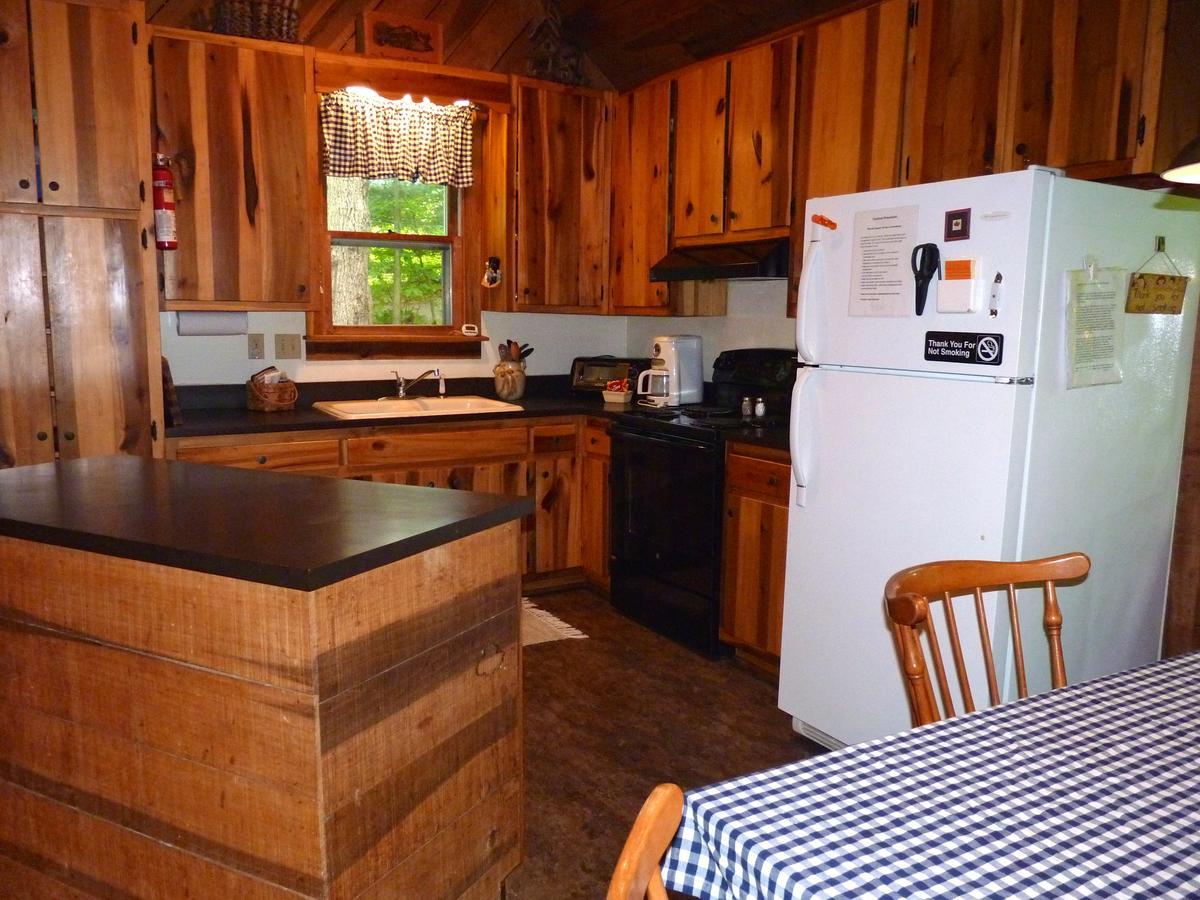 Cabin Creekwood Lyndhurst 外观 照片