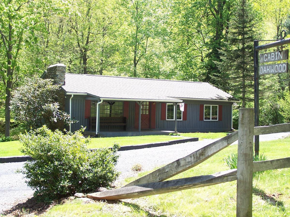 Cabin Creekwood Lyndhurst 外观 照片
