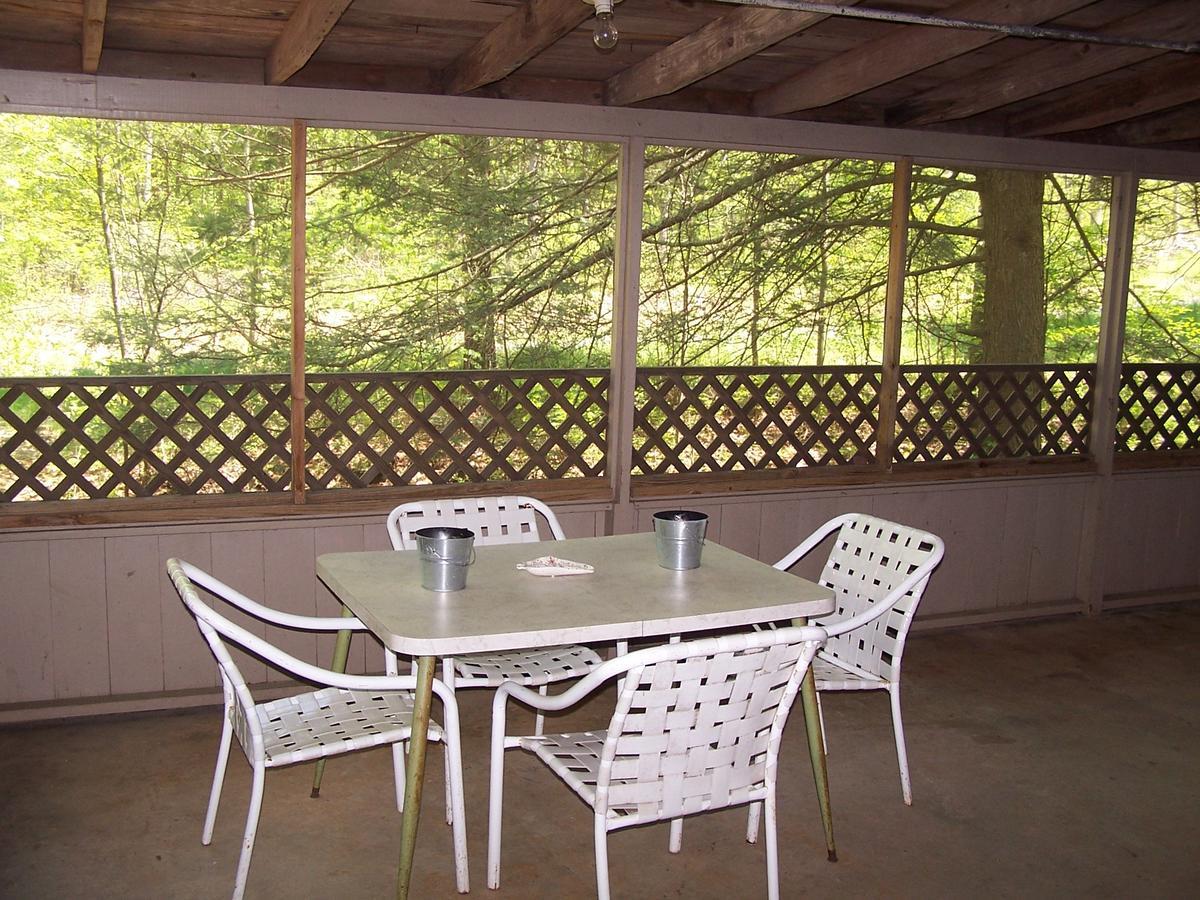 Cabin Creekwood Lyndhurst 外观 照片